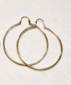 BRINCO ARGOLA FOLHEADA A OURO 18K OB004