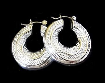 BRINCO ARGOLA PRATEADA importada  BB009