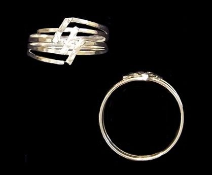 ANEL FOLHEADO A PRATA PA011