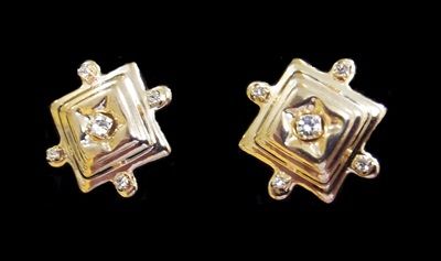 BRINCO FOLHEADO A OURO 18K OB051