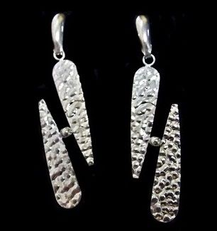 BRINCO FOLHEADO A PRATA PB034